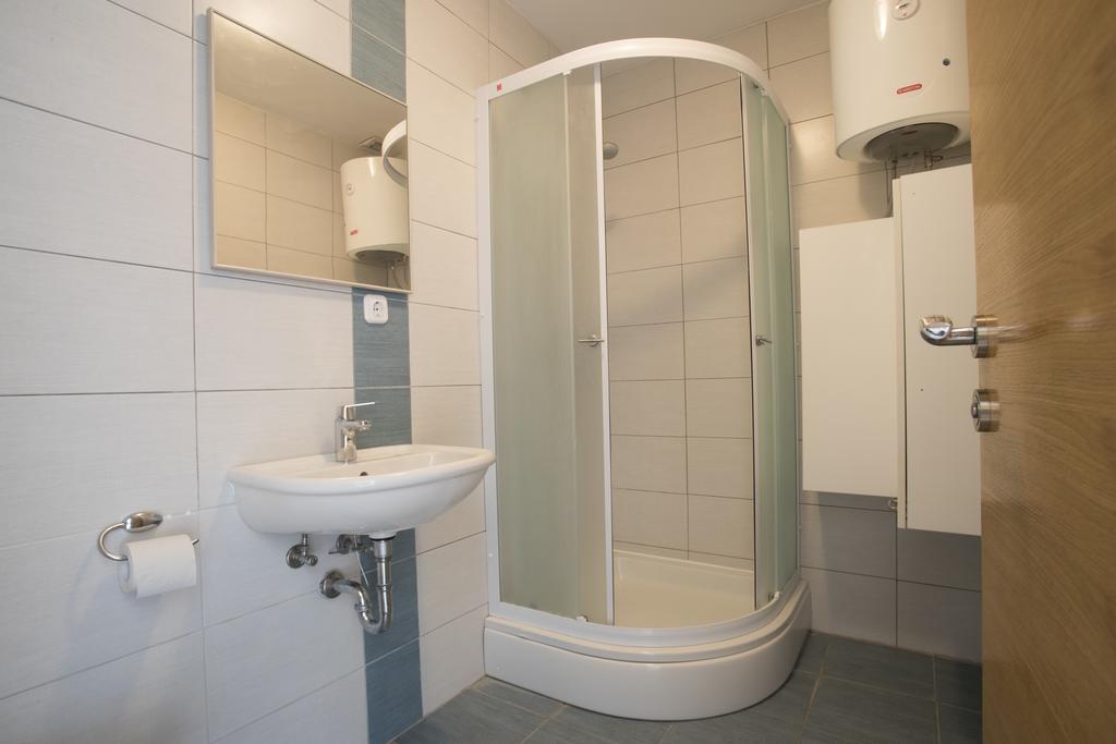 Jela Apartments 닌 외부 사진